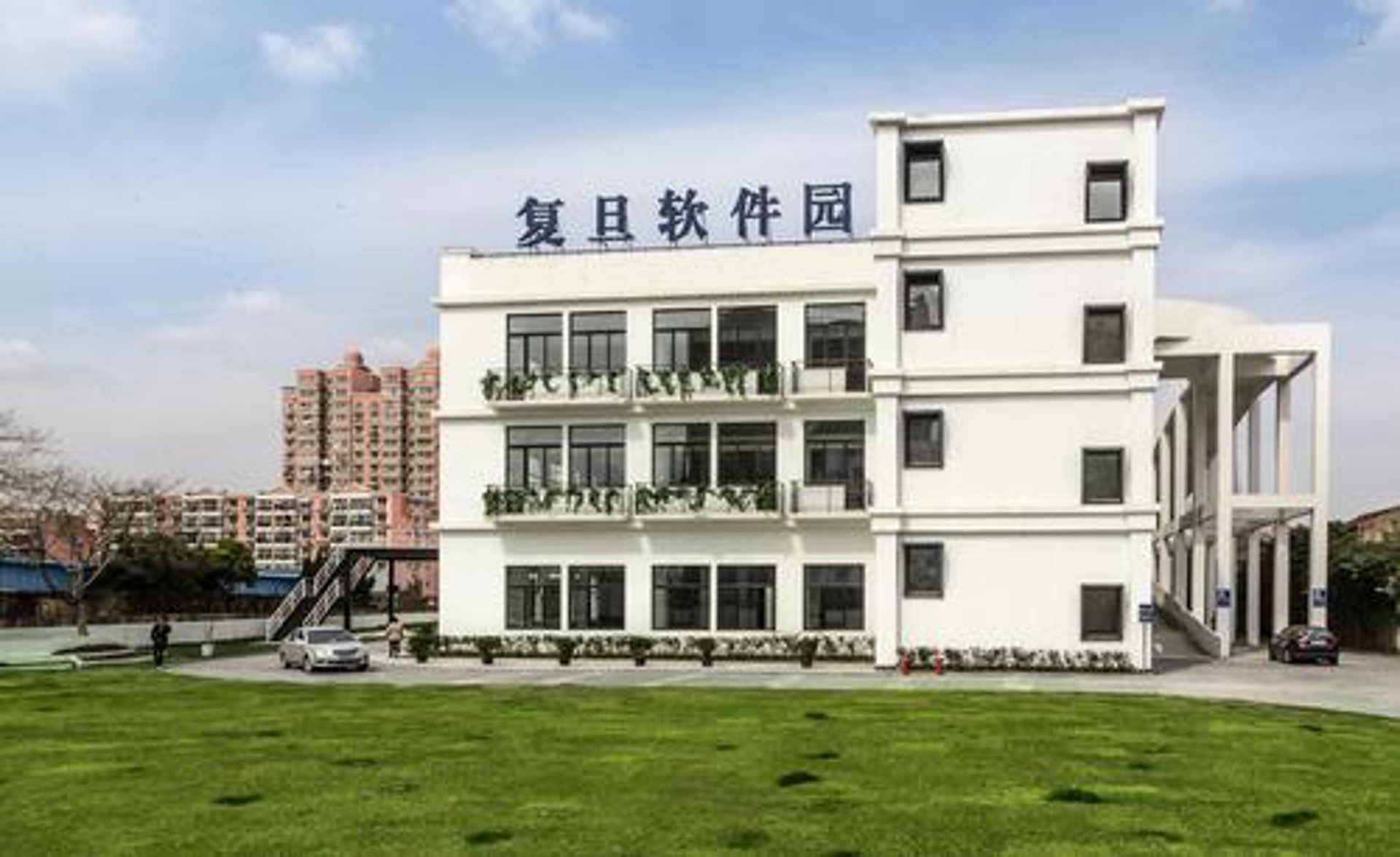 企业管理咨询：企业发展的导航灯